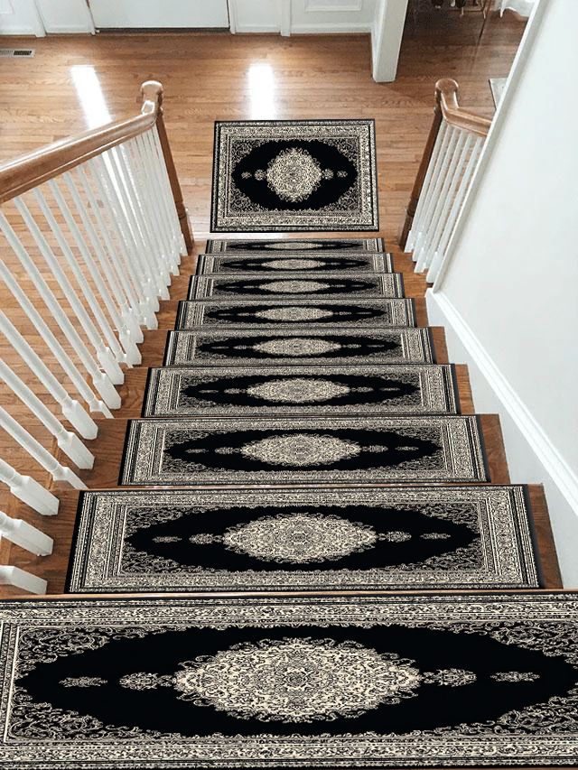 Black and Silver Classic Medallion non-slip stair mat